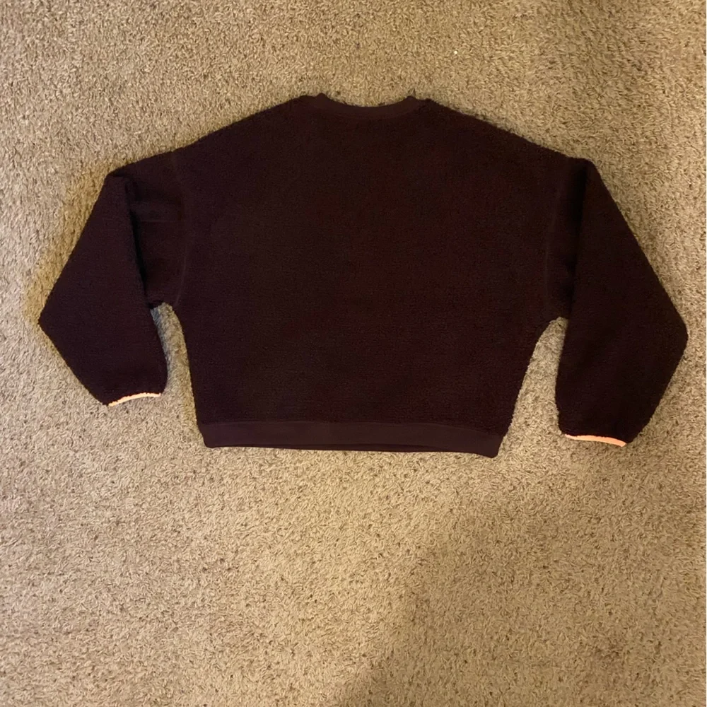 Women’s Converse Burgundy Sweater size Medium